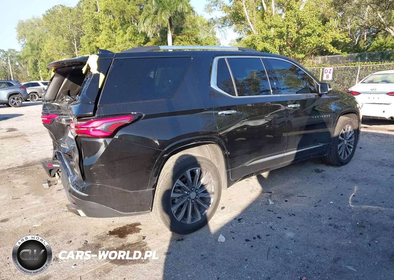 2023 Chevrolet Traverse Fwd Premier VIN:1GNERKKW8PJ192627 - 4