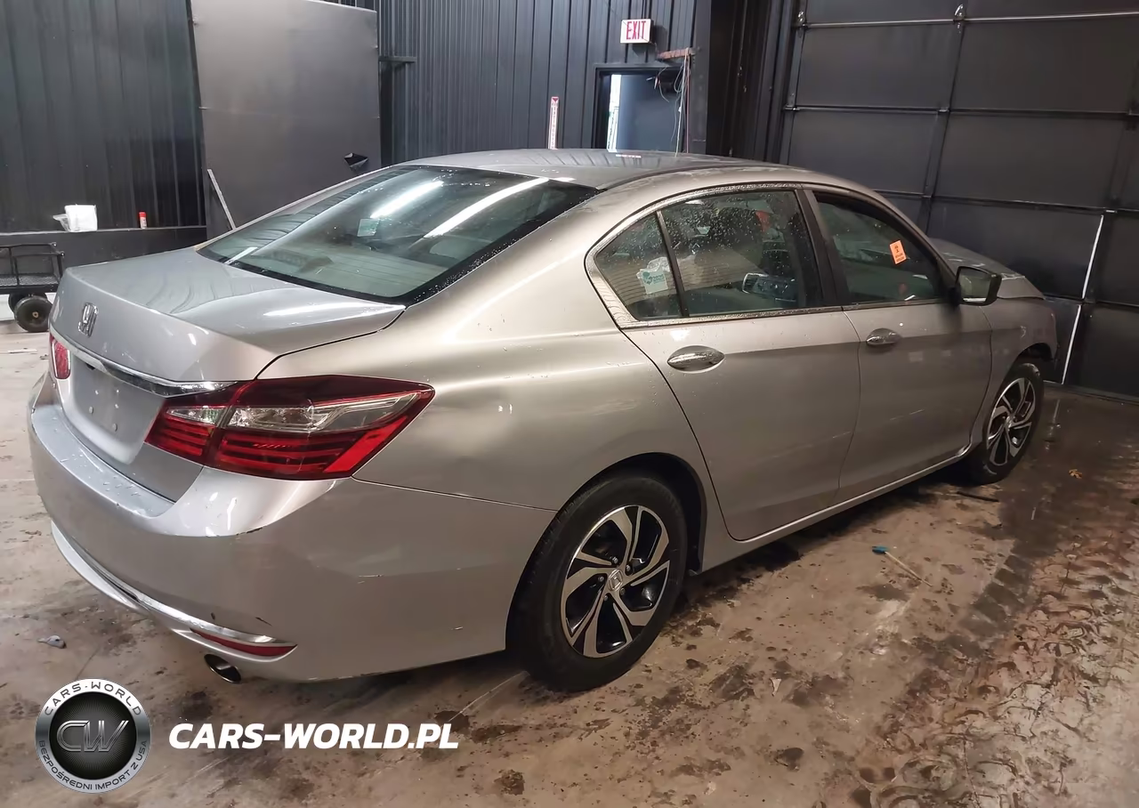 2017 Honda Accord Lx VIN:1HGCR2F31HA264013 - 4