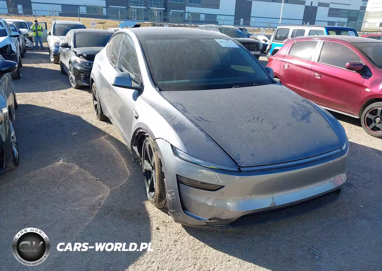 2026 Tesla Model Y Premium Rear-Wheel Drive