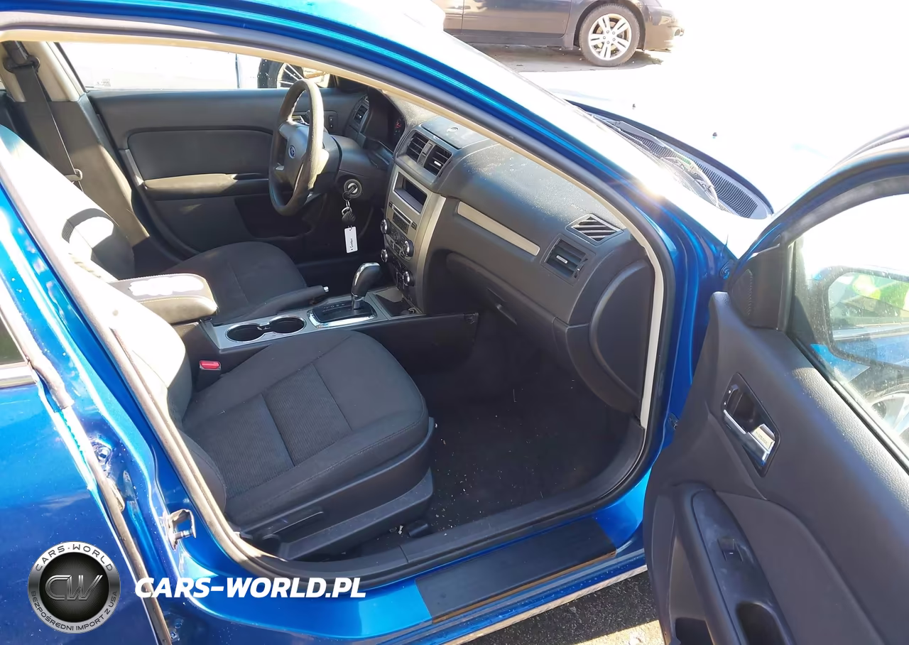 FORD FUSION VIN:3FAHP0HA9CR351141 - 5