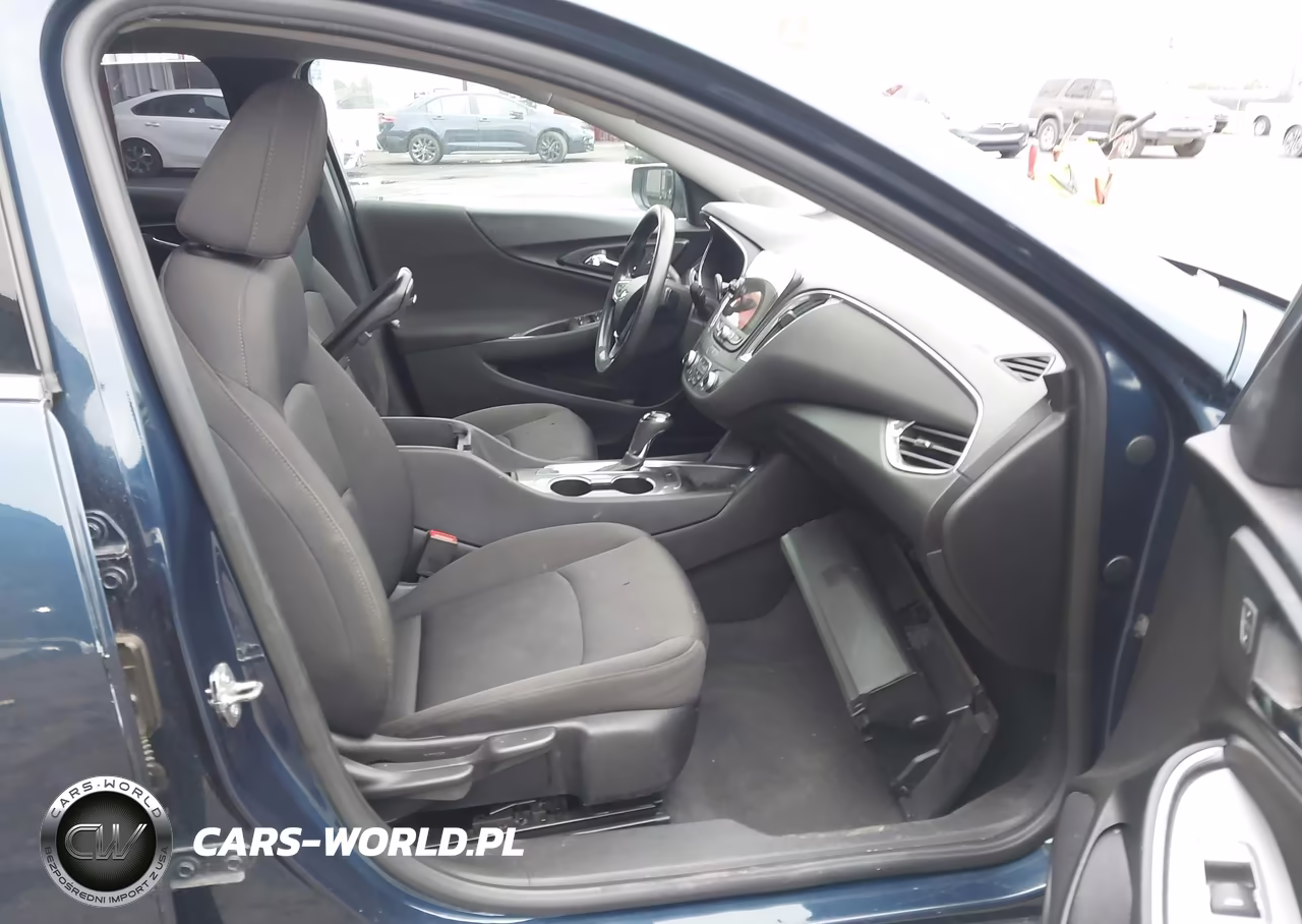 2019 Chevrolet Malibu Lt VIN:1G1ZD5ST5KF138741 - 5