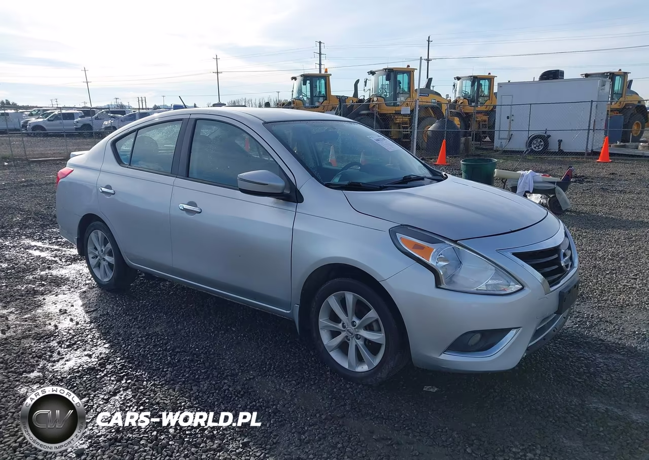 2015 Nissan Versa 1.6 Sl – zdjęcie 1 z 16