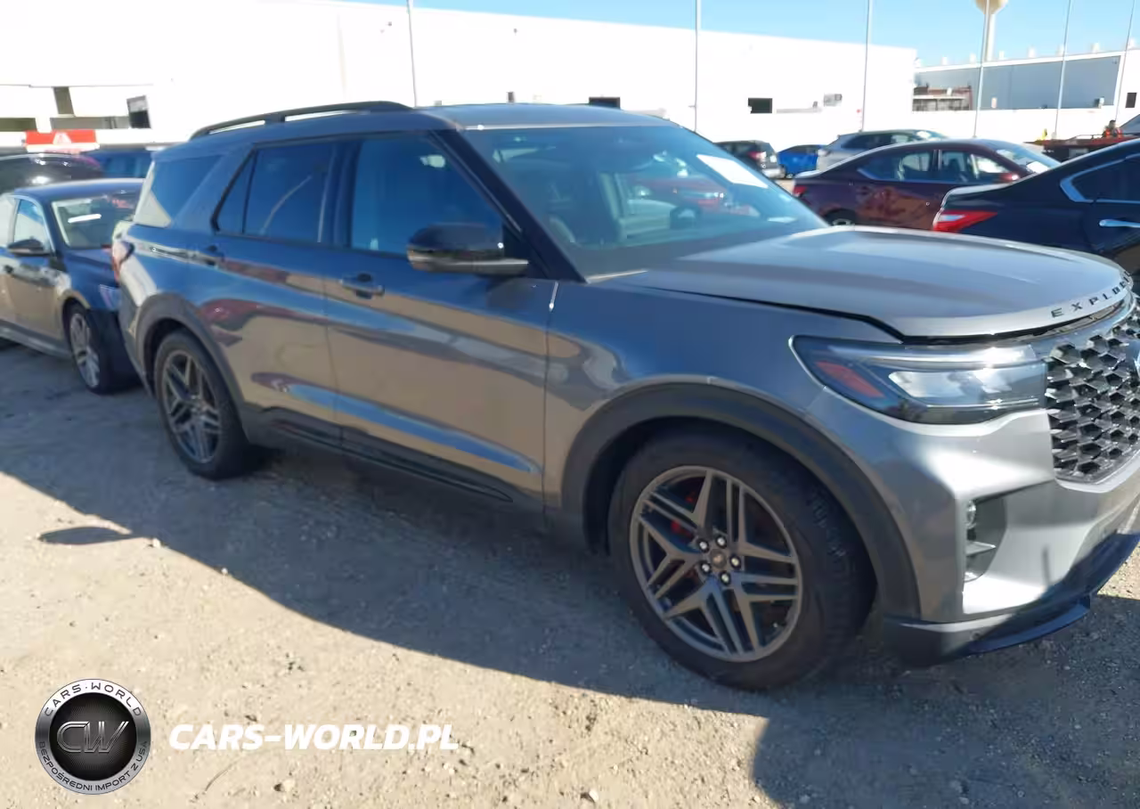 2025 Ford Explorer St