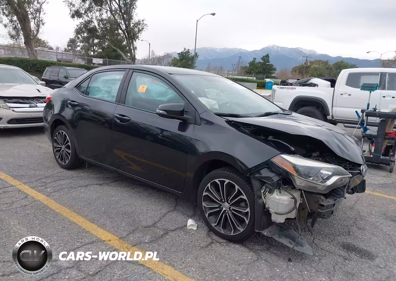 2015 Toyota Corolla S Plus