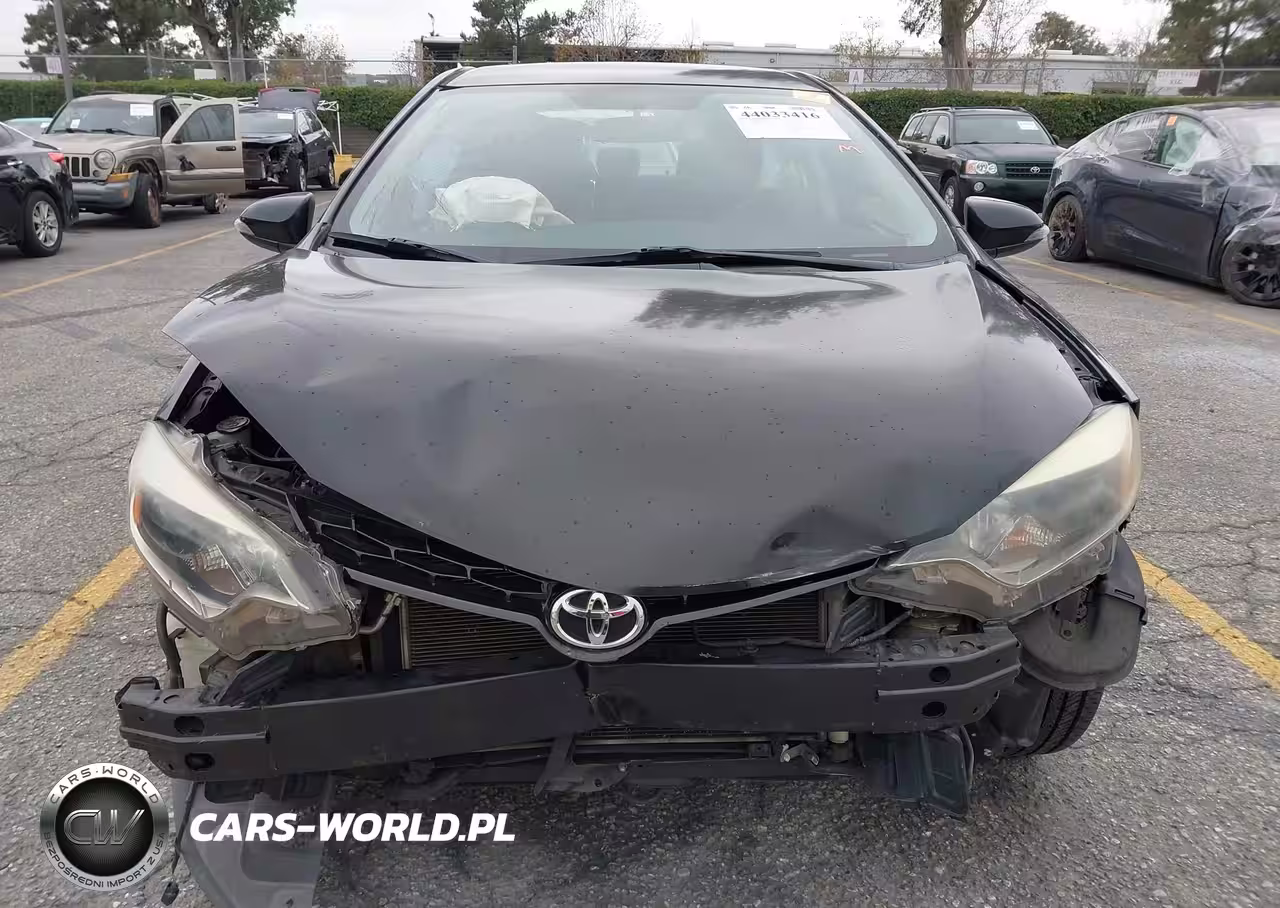 2015 Toyota Corolla S Plus VIN:5YFBURHE2FP352092 - 12