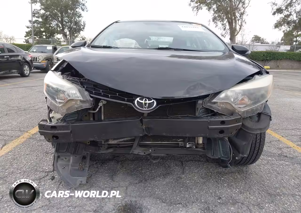 2015 Toyota Corolla S Plus VIN:5YFBURHE2FP352092 - 6