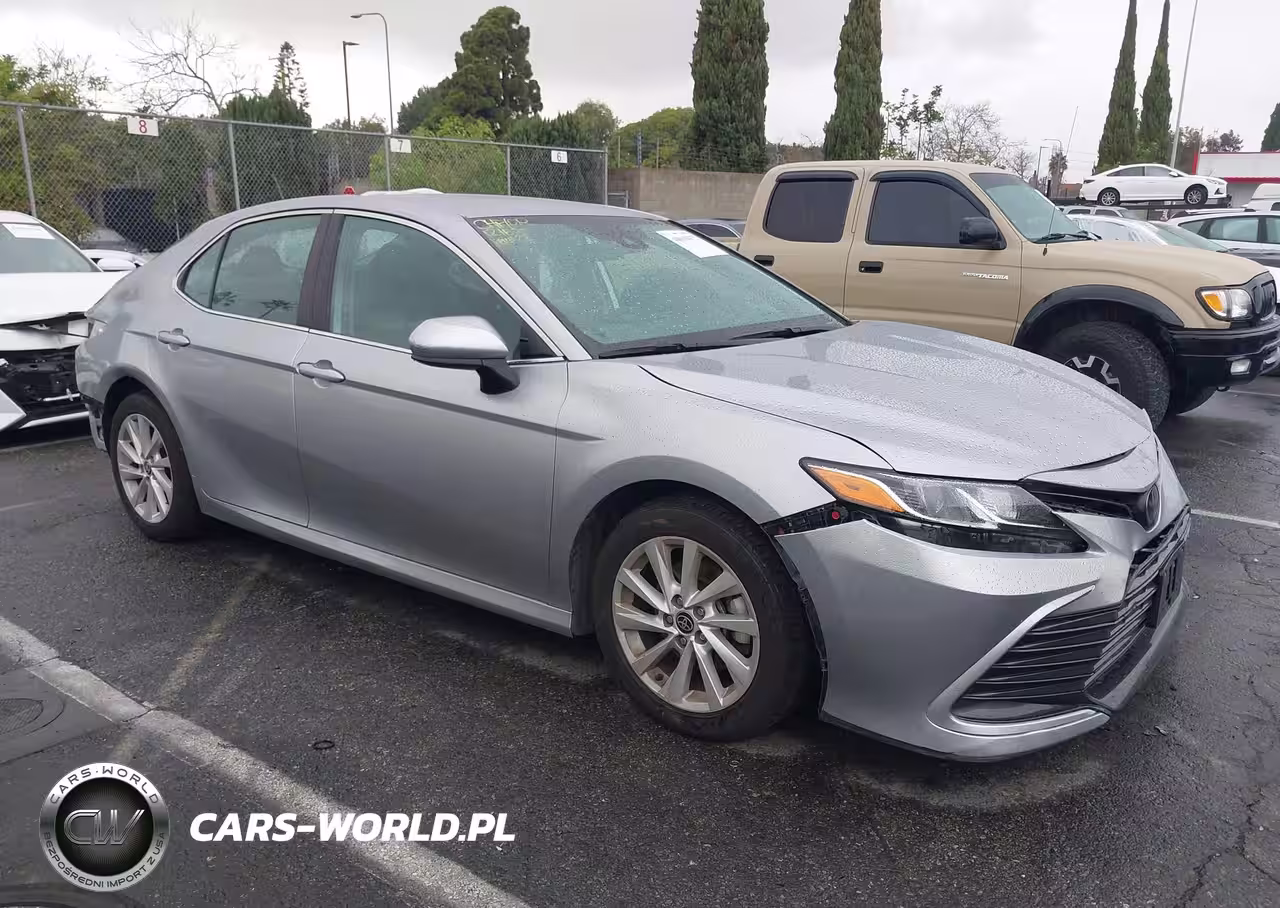 2023 Toyota Camry Le