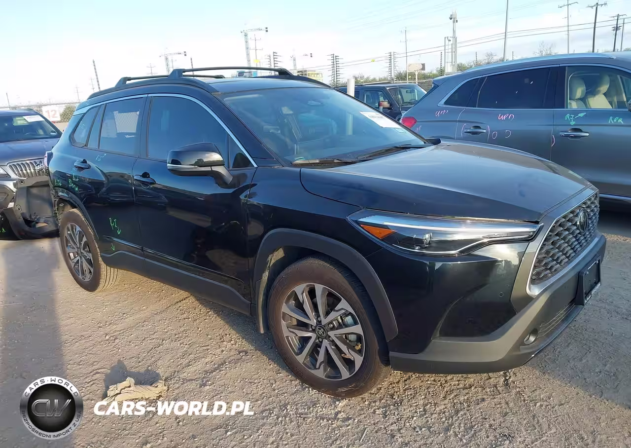 2025 Toyota Corolla Cross Xle