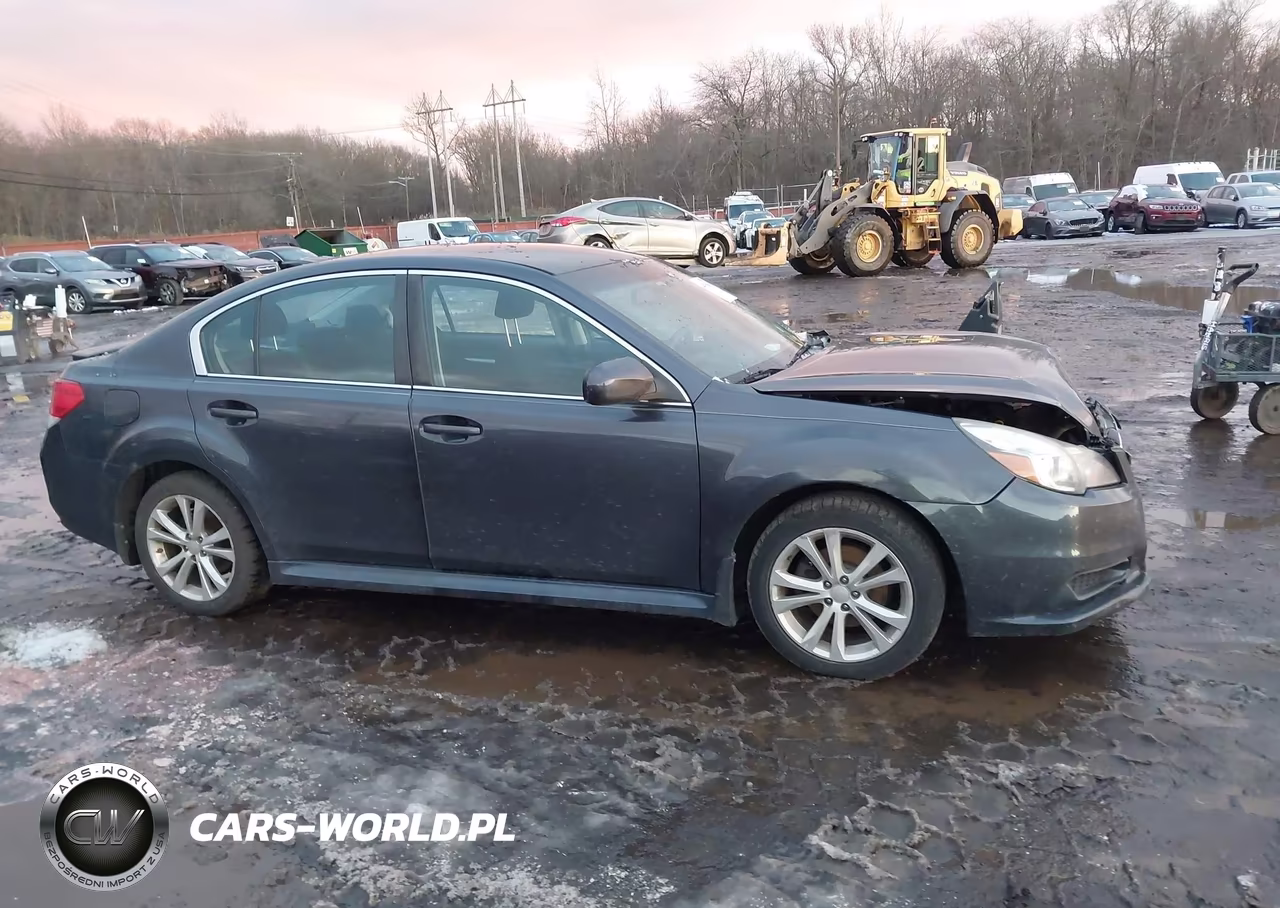 2013 Subaru Legacy 2.5I Premium VIN:4S3BMBC6XD3021449 - 13