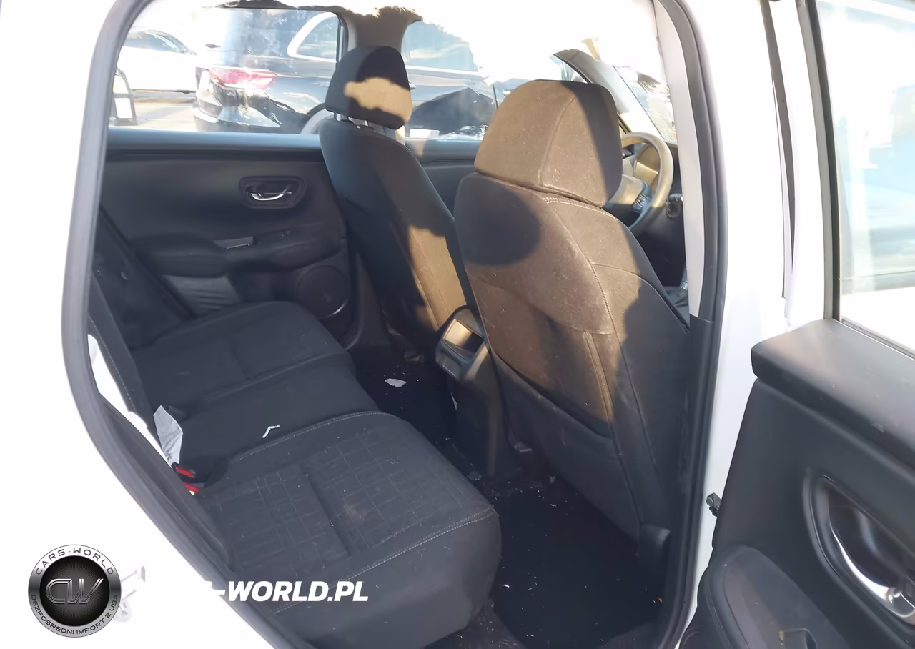 2024 Honda Hr-V Awd Lx VIN:3CZRZ2H31RM706258 - 8