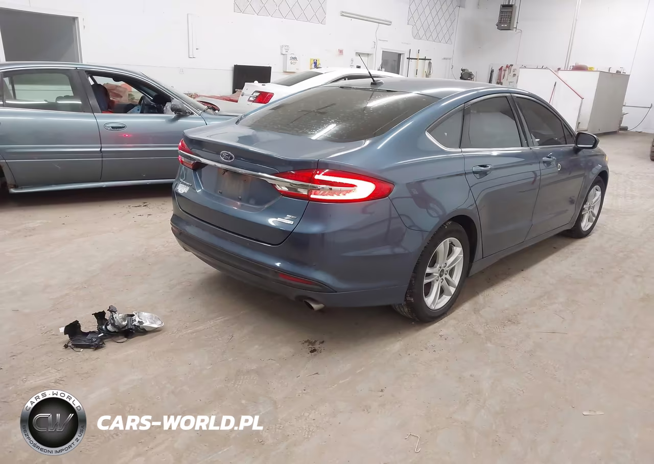 2018 Ford Fusion Se VIN:3FA6P0HD5JR265825 - 4
