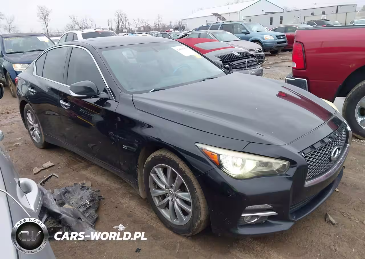 2015 Infiniti Q50 Premium
