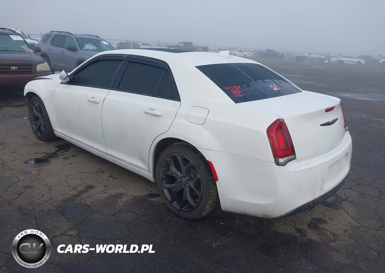 2022 Chrysler 300 S VIN:2C3CCABG1NH184456 - 3