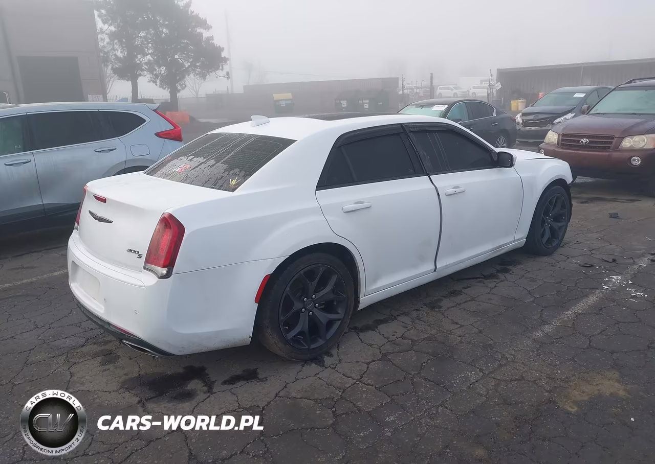 2022 Chrysler 300 S VIN:2C3CCABG1NH184456 - 4