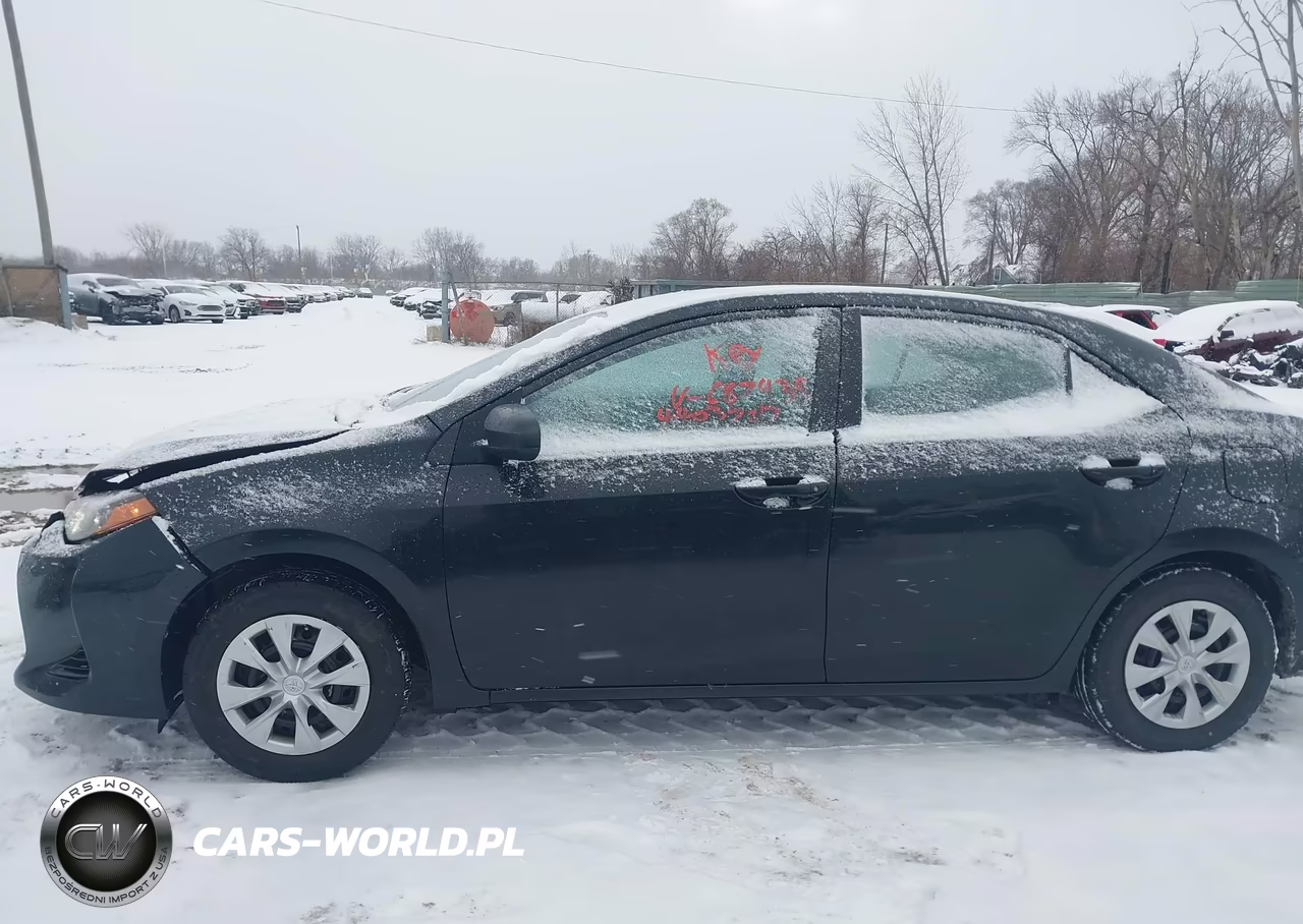 2017 Toyota Corolla L VIN:5YFBURHE9HP687935 - 14