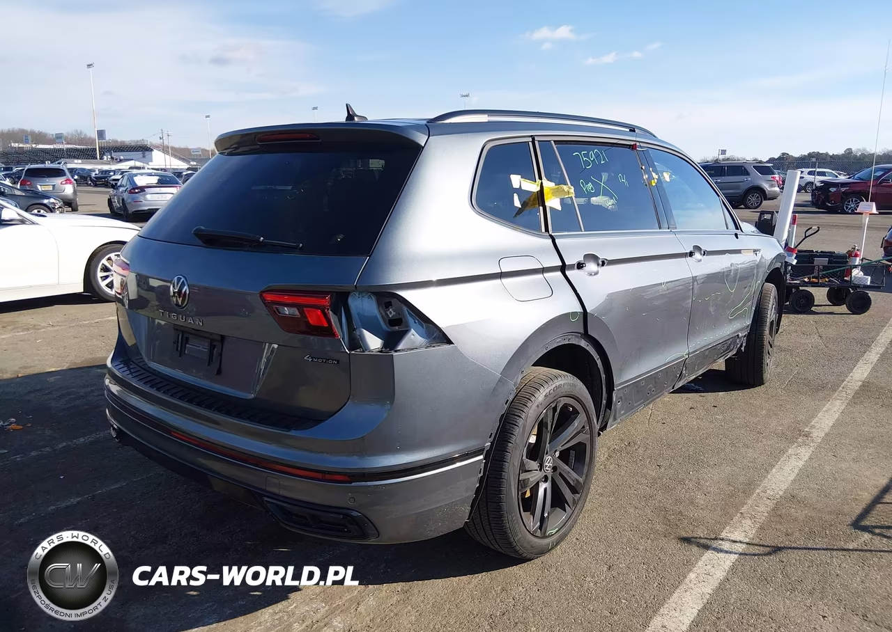 2023 Volkswagen Tiguan 2.0T Se R-Line Black VIN:3VV8B7AX4PM091493 - 4