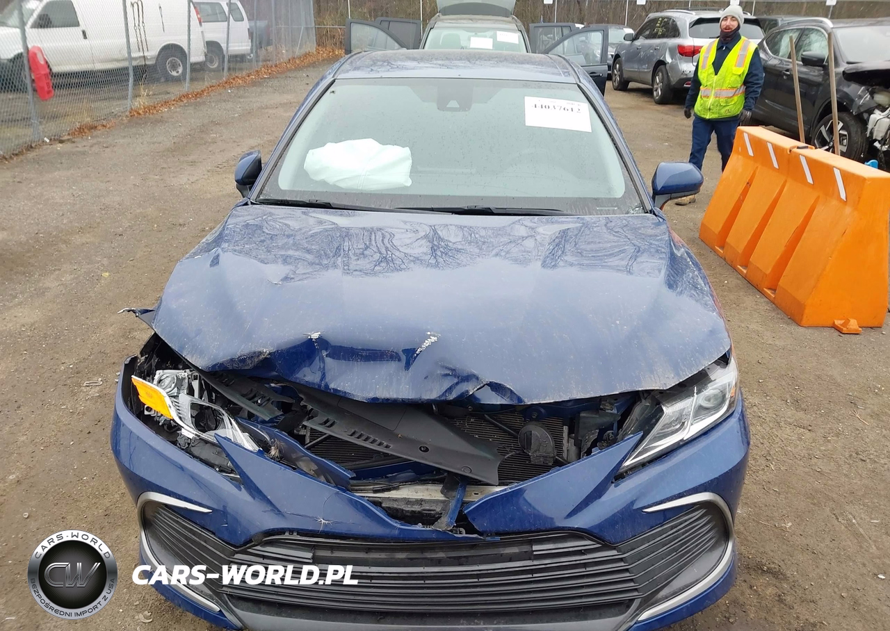 2023 Toyota Camry Le VIN:4T1C11AK0PU139012 - 12