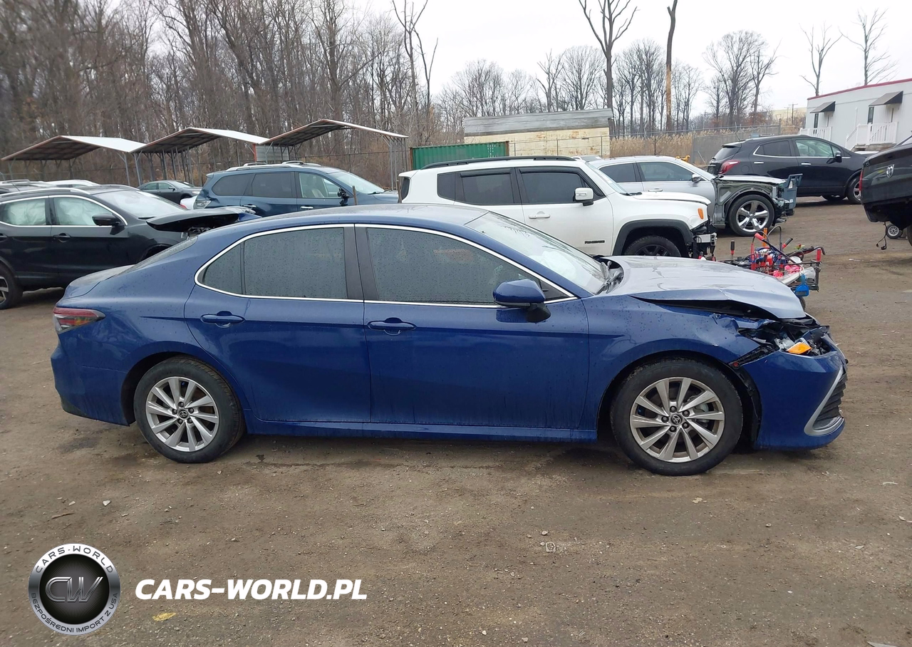 2023 Toyota Camry Le VIN:4T1C11AK0PU139012 - 13