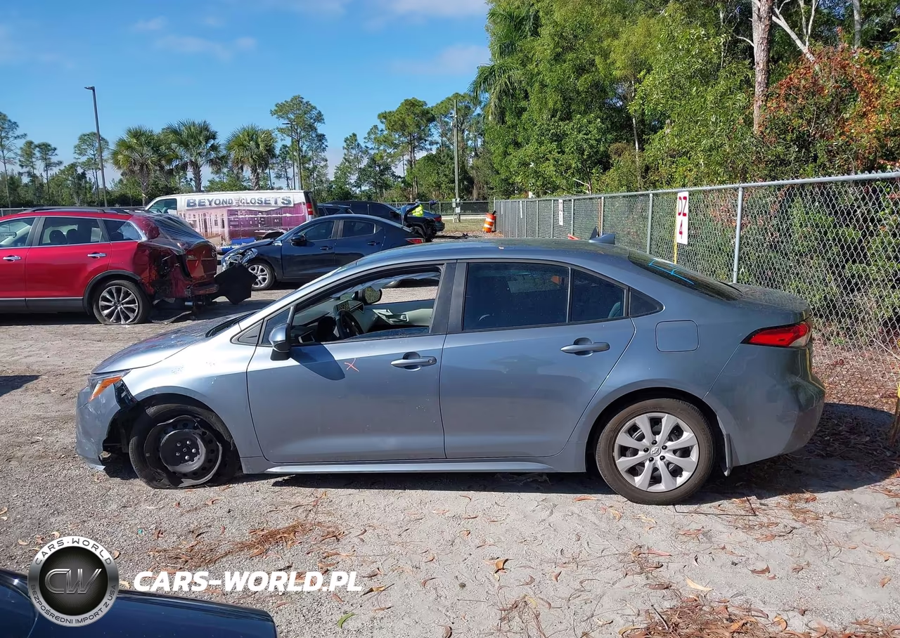 2025 Toyota Corolla Le VIN:5YFB4MDE7SP316708 - 13