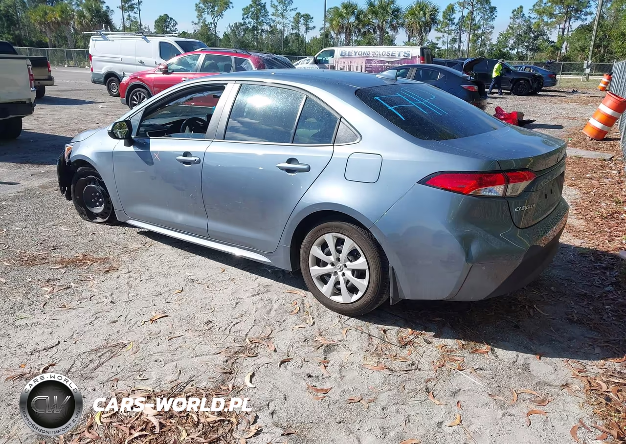 2025 Toyota Corolla Le VIN:5YFB4MDE7SP316708 - 3
