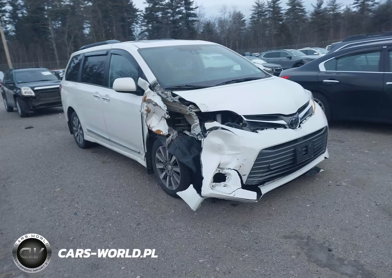 2020 Toyota Sienna Xle