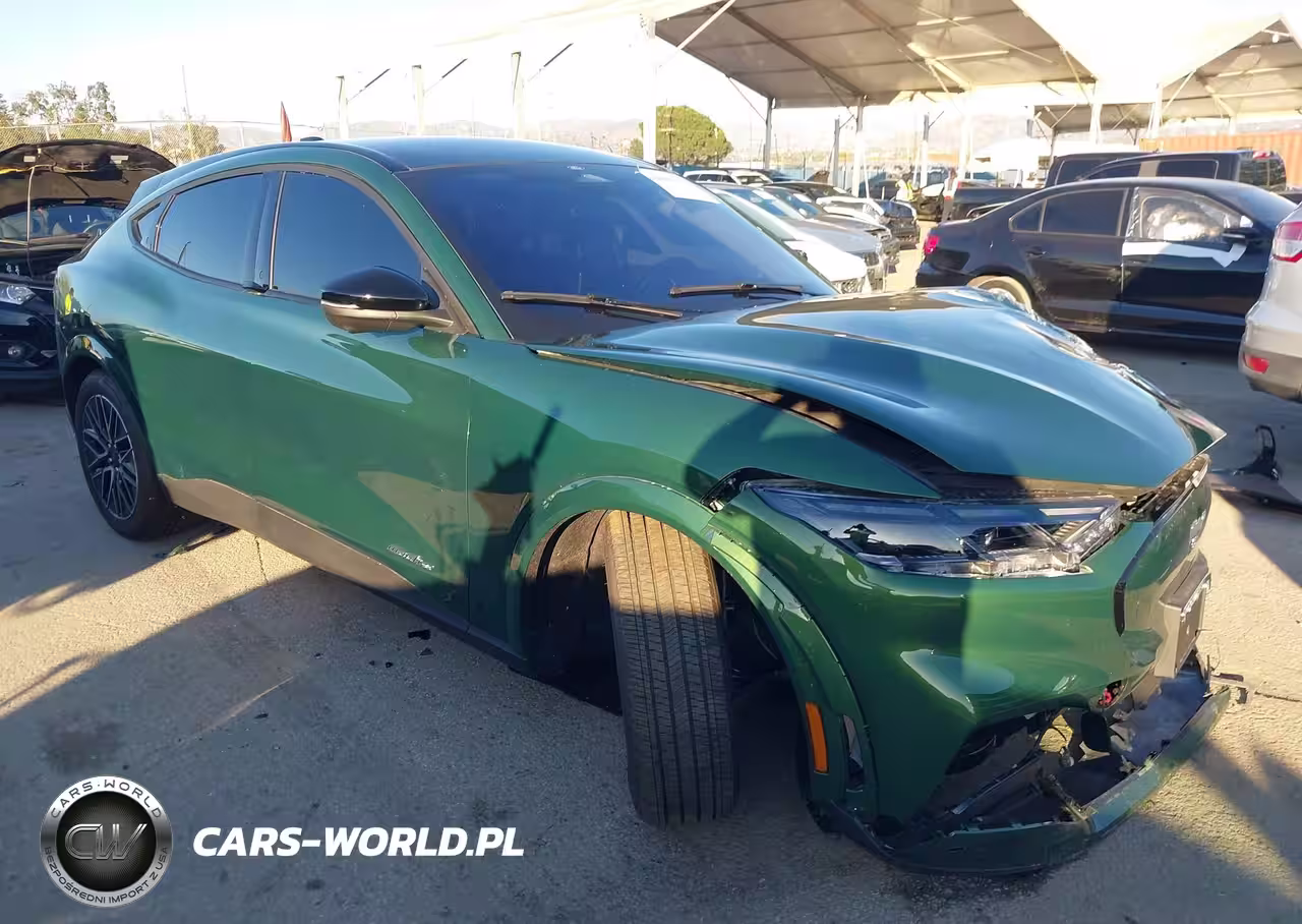 2025 Ford Mustang Mach-E Premium