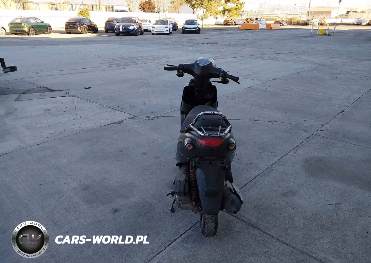 2014 Genuine Scooter Co. Buddy 125 VIN:RFVPAC201E1016743 - 6