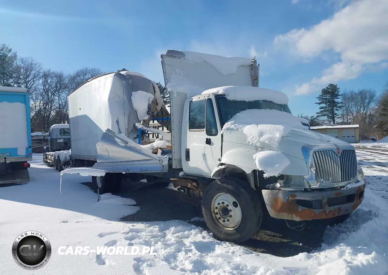 2018 International Durastar 4300