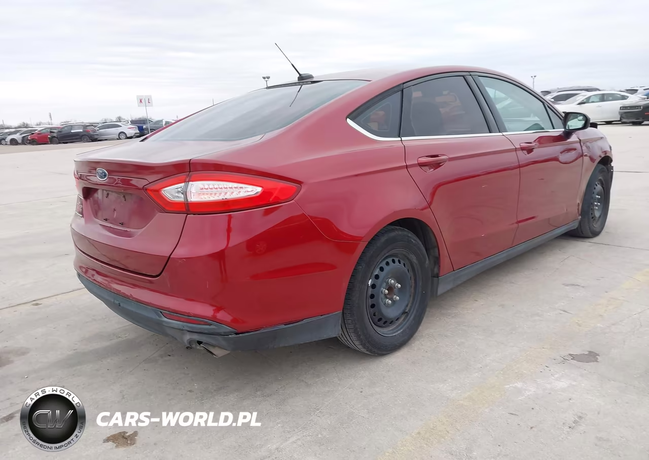 2014 Ford Fusion S VIN:3FA6P0G70ER267905 - 4