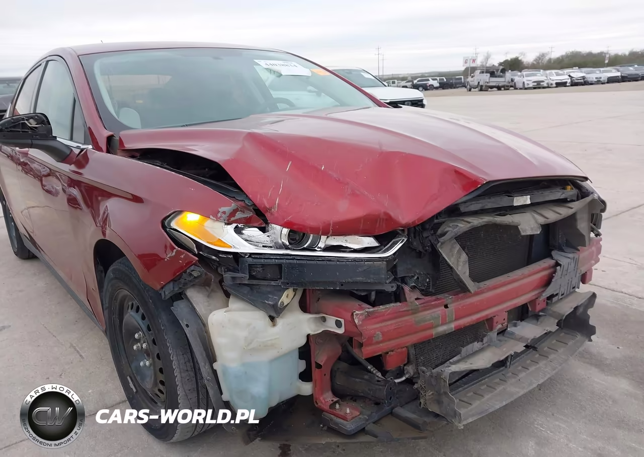 2014 Ford Fusion S VIN:3FA6P0G70ER267905 - 6