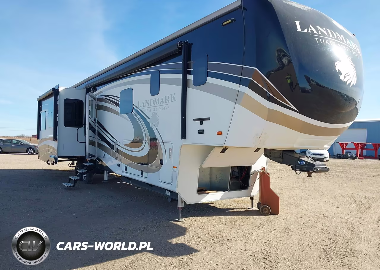 2016 Heartland Landmark 40' 5Th Wheel