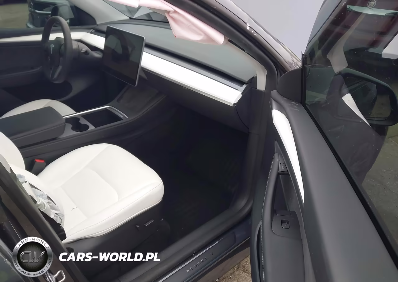 2023 Tesla Model Y Awd-Long Range Dual Motor All-Wheel Drive VIN:7SAYGDEE9PF960362 - 5