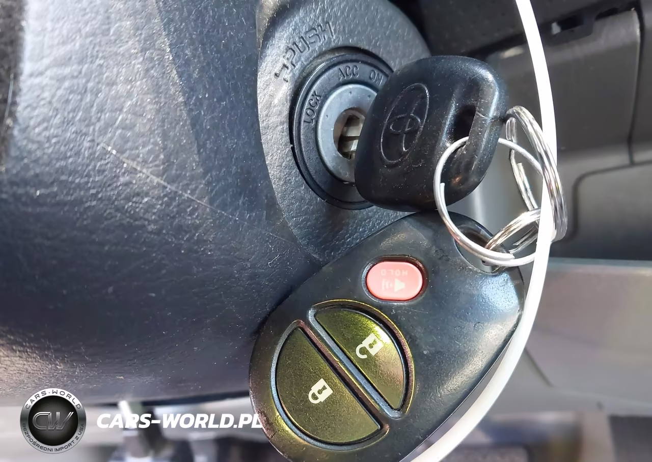 2011 Toyota Tacoma Prerunner V6 VIN:3TMJU4GN2BM111909 - 11
