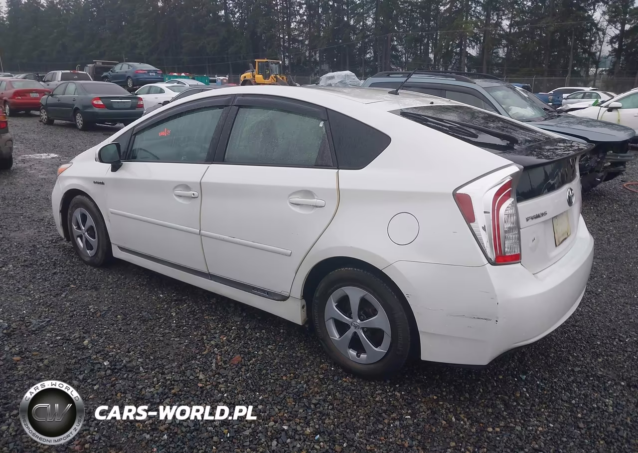 2012 Toyota Prius Two VIN:JTDKN3DU6C5437629 - 3