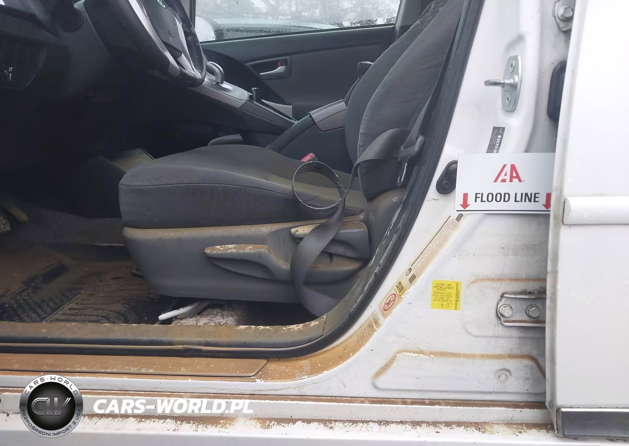 2012 Toyota Prius Two VIN:JTDKN3DU6C5437629 - 6