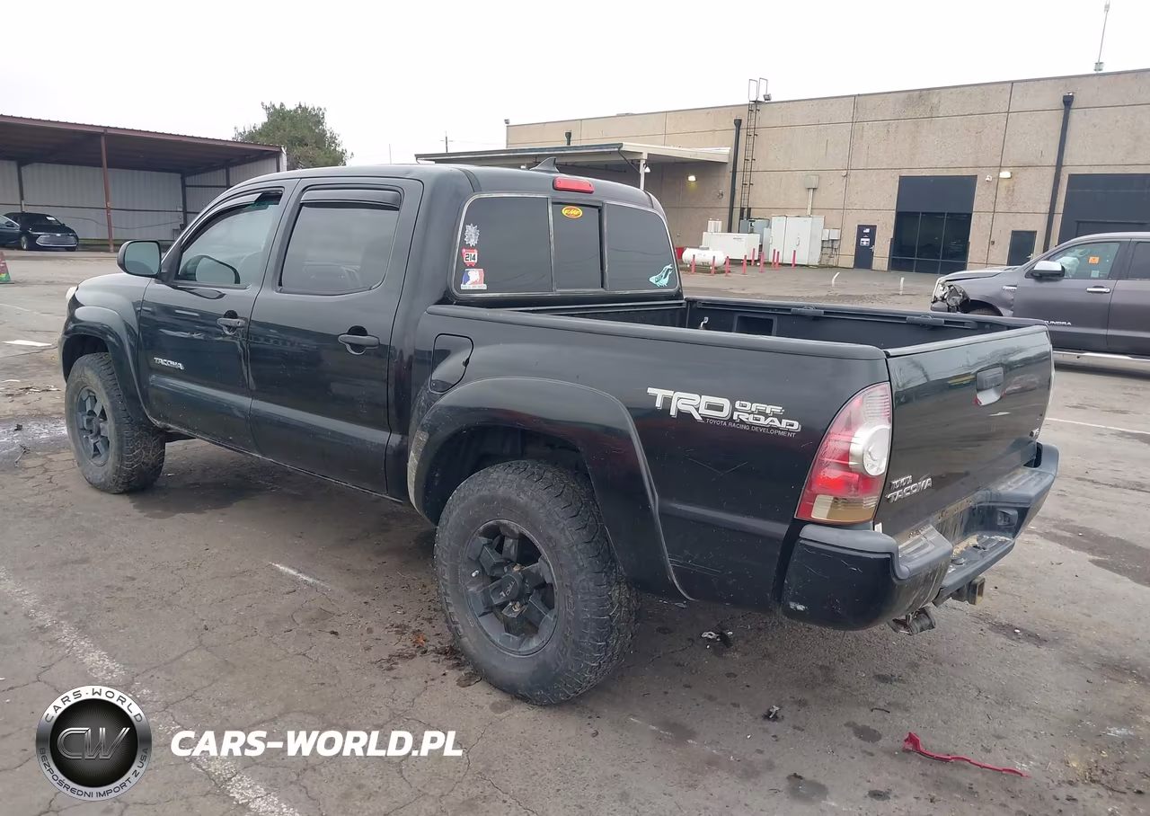 2012 Toyota Tacoma Base V6 VIN:3TMLU4EN6CM083223 - 3