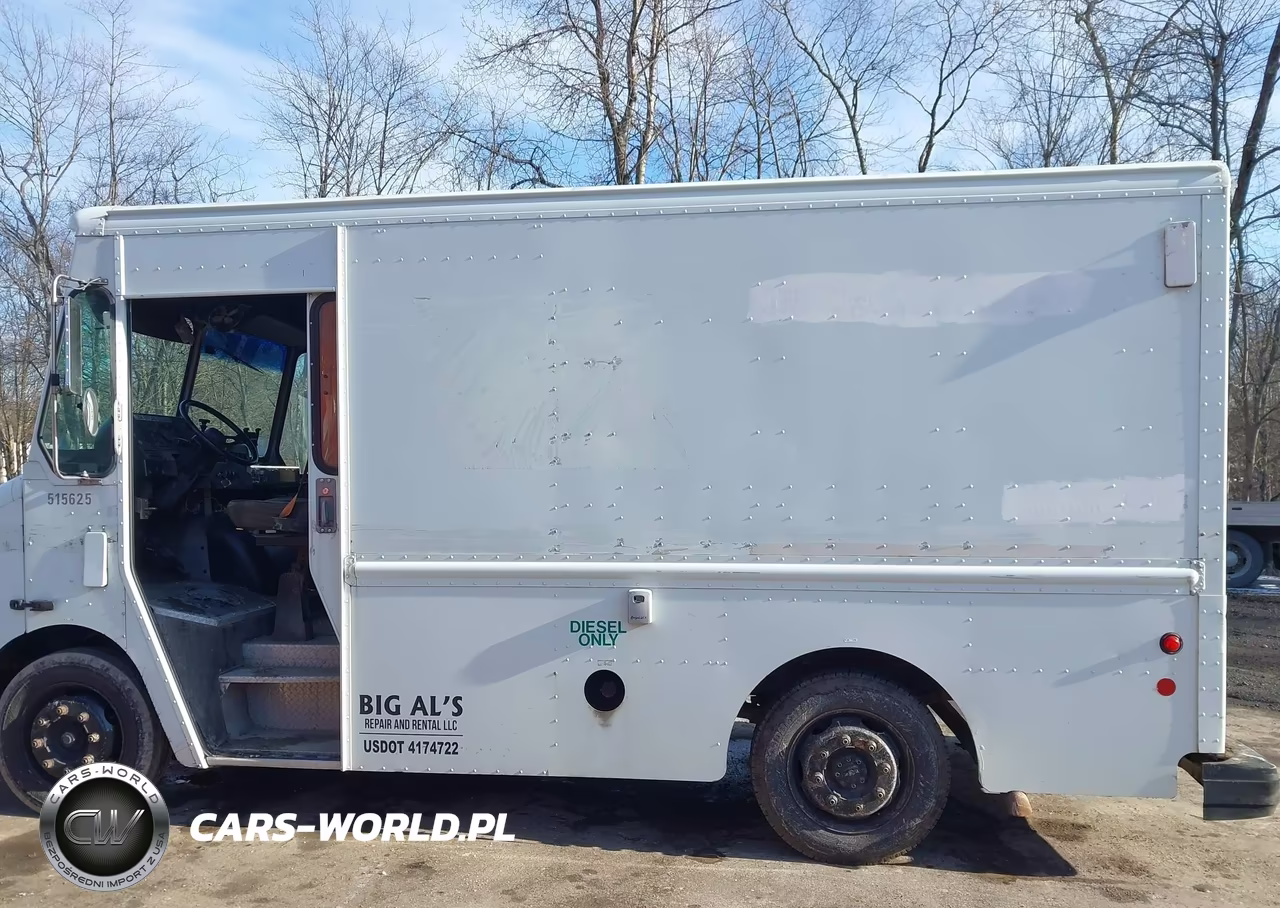 2002 Freightliner Chassis M Line Walk-In Van VIN:4UZAANBW22CJ09962 - 15