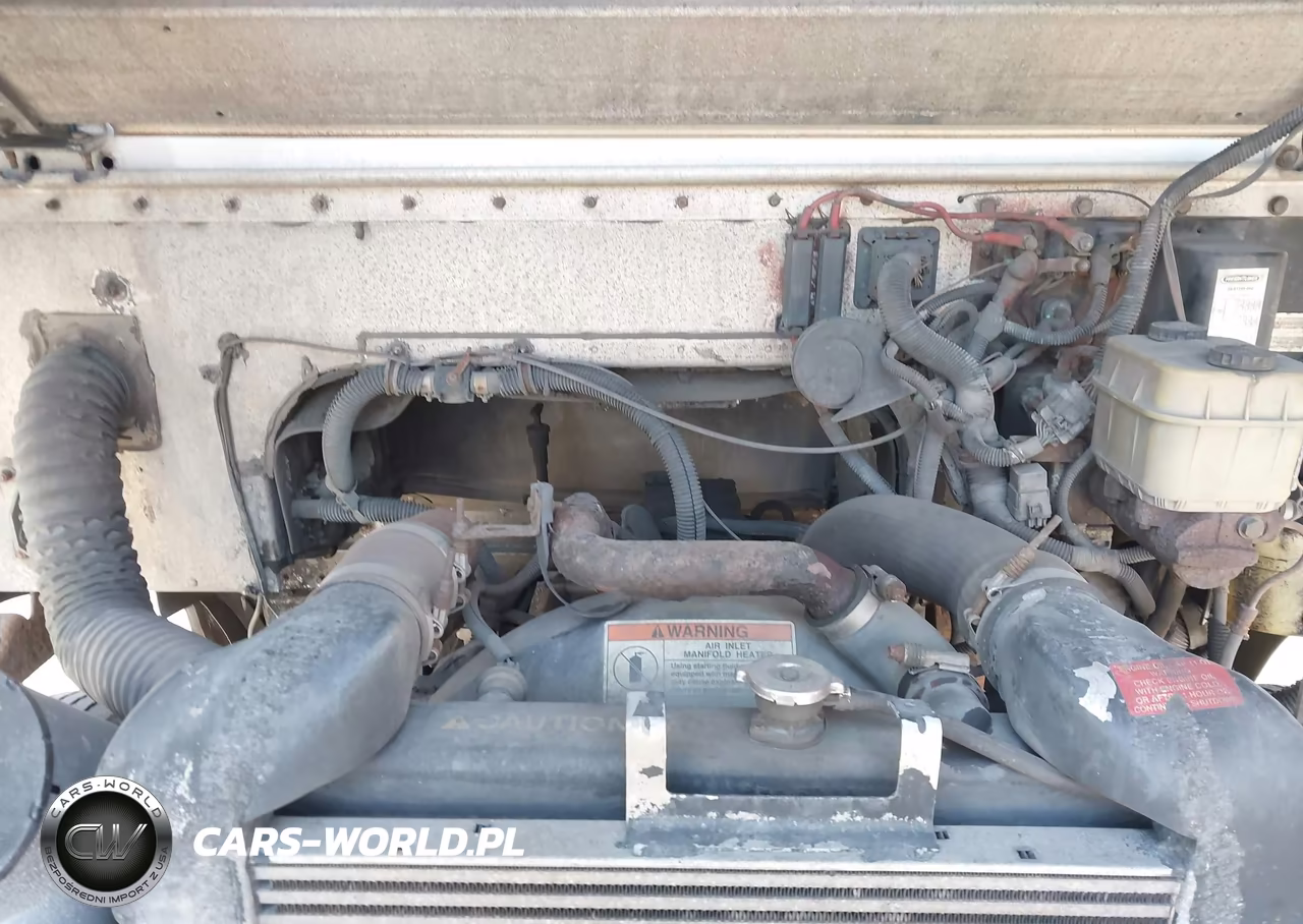2002 Freightliner Chassis M Line Walk-In Van VIN:4UZAANBW22CJ09962 - 9