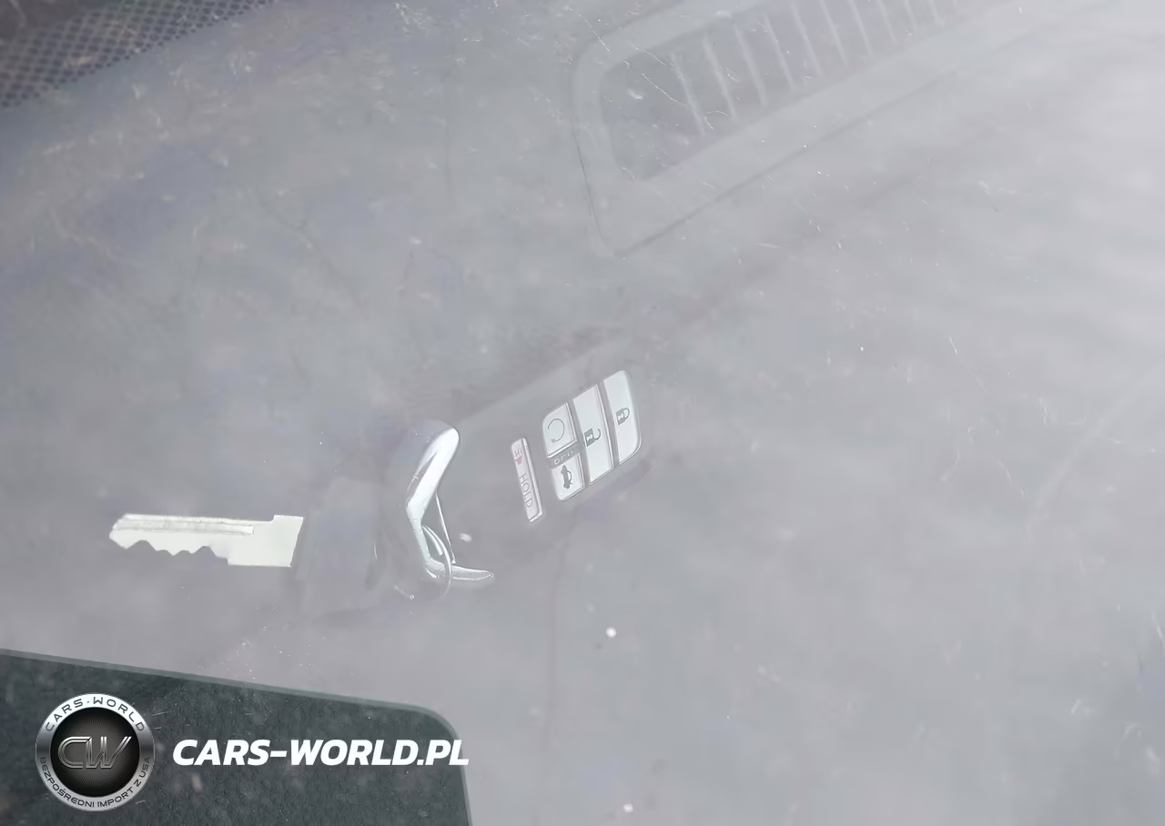 2018 Honda Accord Sport 2.0T VIN:1HGCV2F36JA050068 - 11