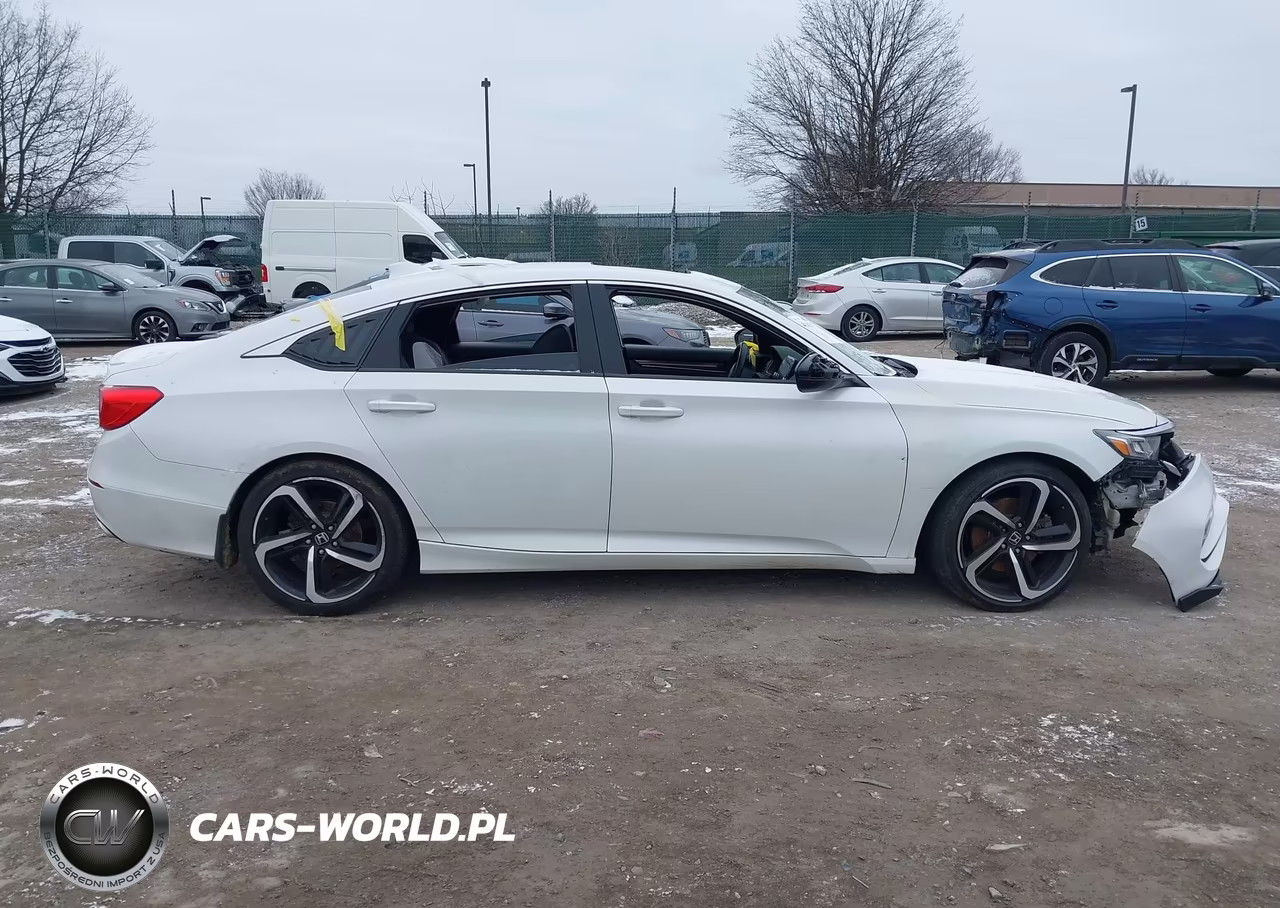 2018 Honda Accord Sport 2.0T VIN:1HGCV2F36JA050068 - 13