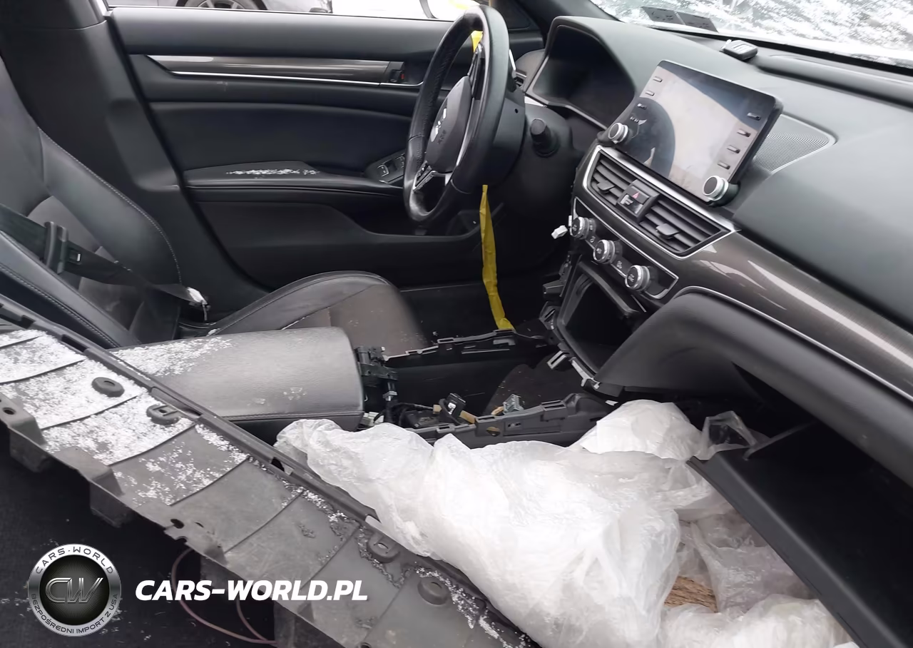 2018 Honda Accord Sport 2.0T VIN:1HGCV2F36JA050068 - 5