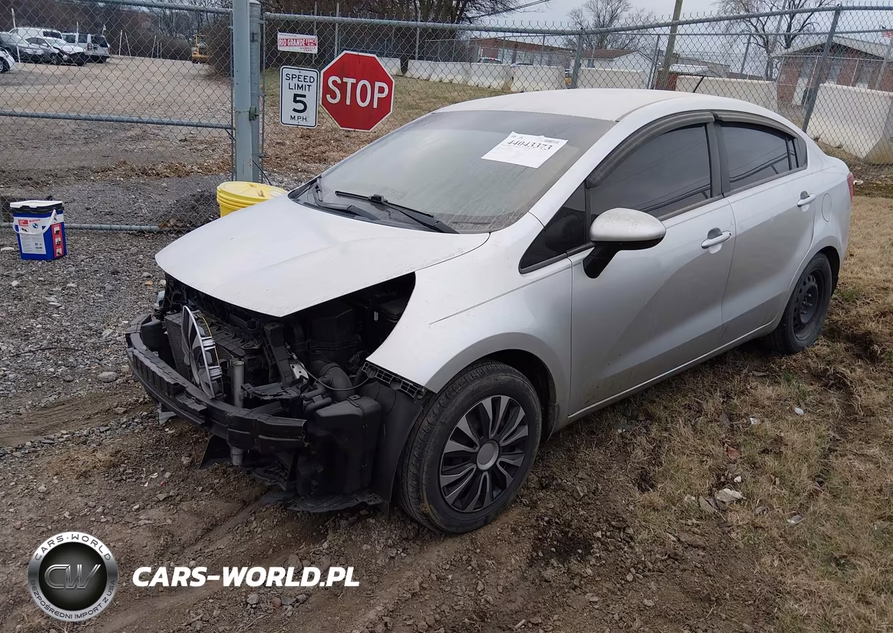 KIA RIO LX VIN:KNADM4A32C6052248 - 2