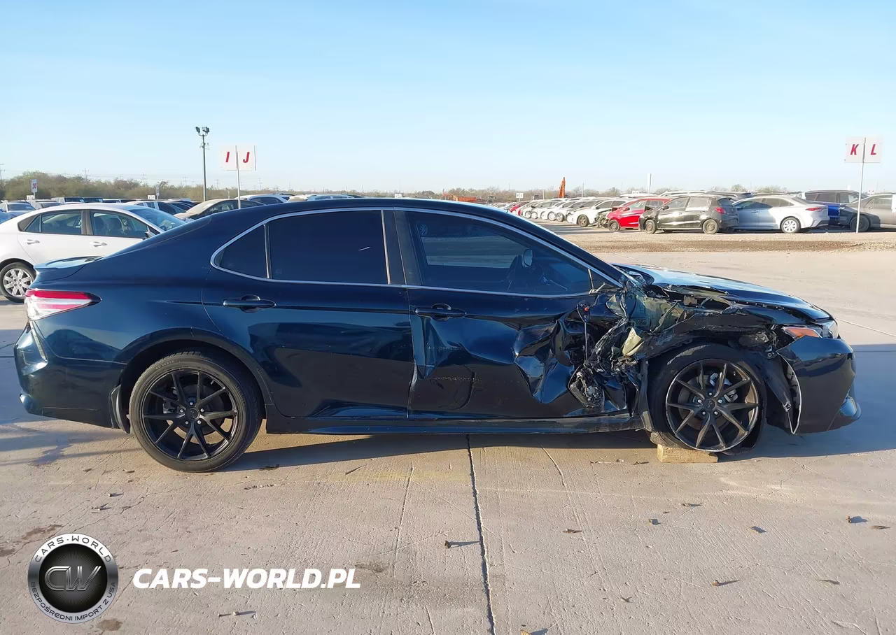 2018 Toyota Camry Se VIN:4T1B11HK6JU652287 - 13