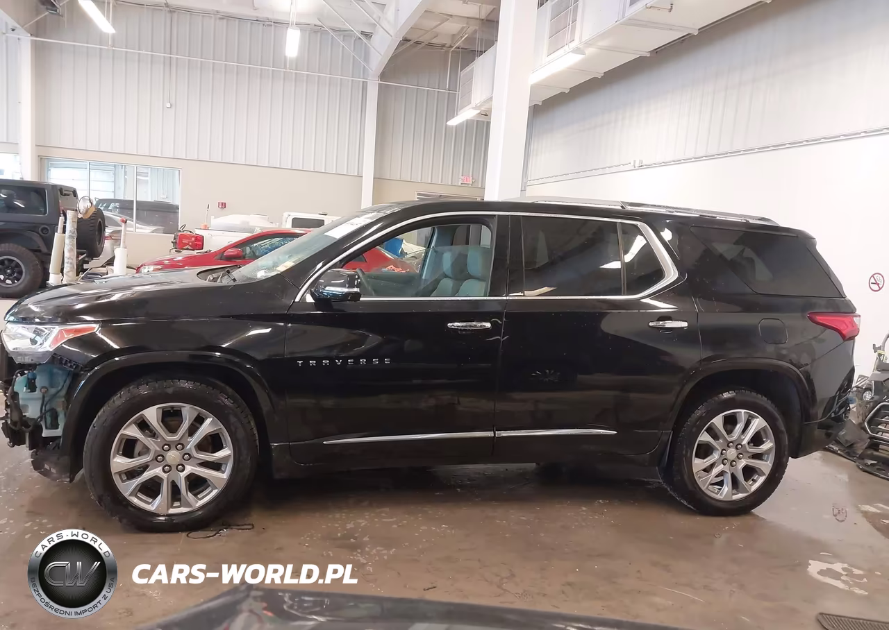 2018 Chevrolet Traverse Premier VIN:1GNERKKW6JJ101829 - 15
