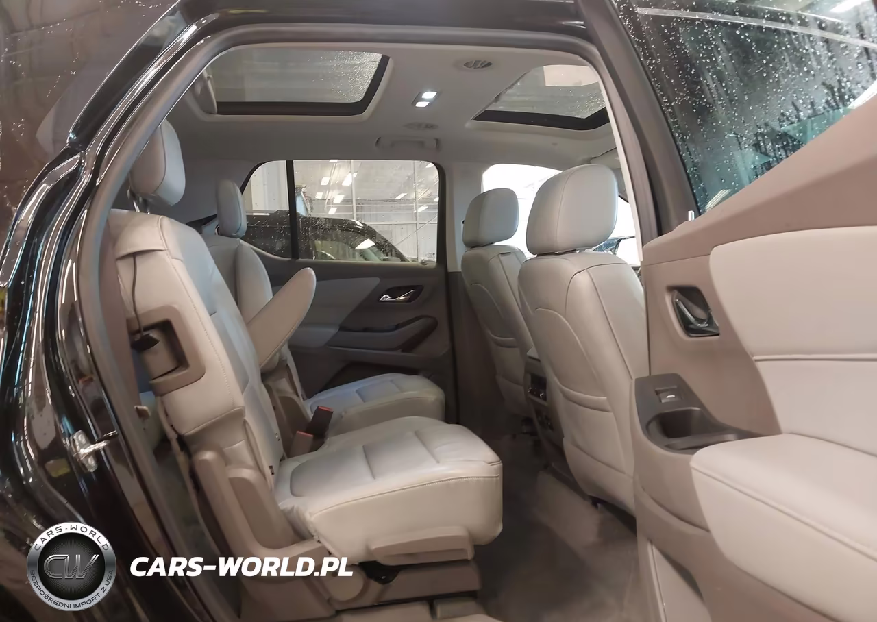 2018 Chevrolet Traverse Premier VIN:1GNERKKW6JJ101829 - 8