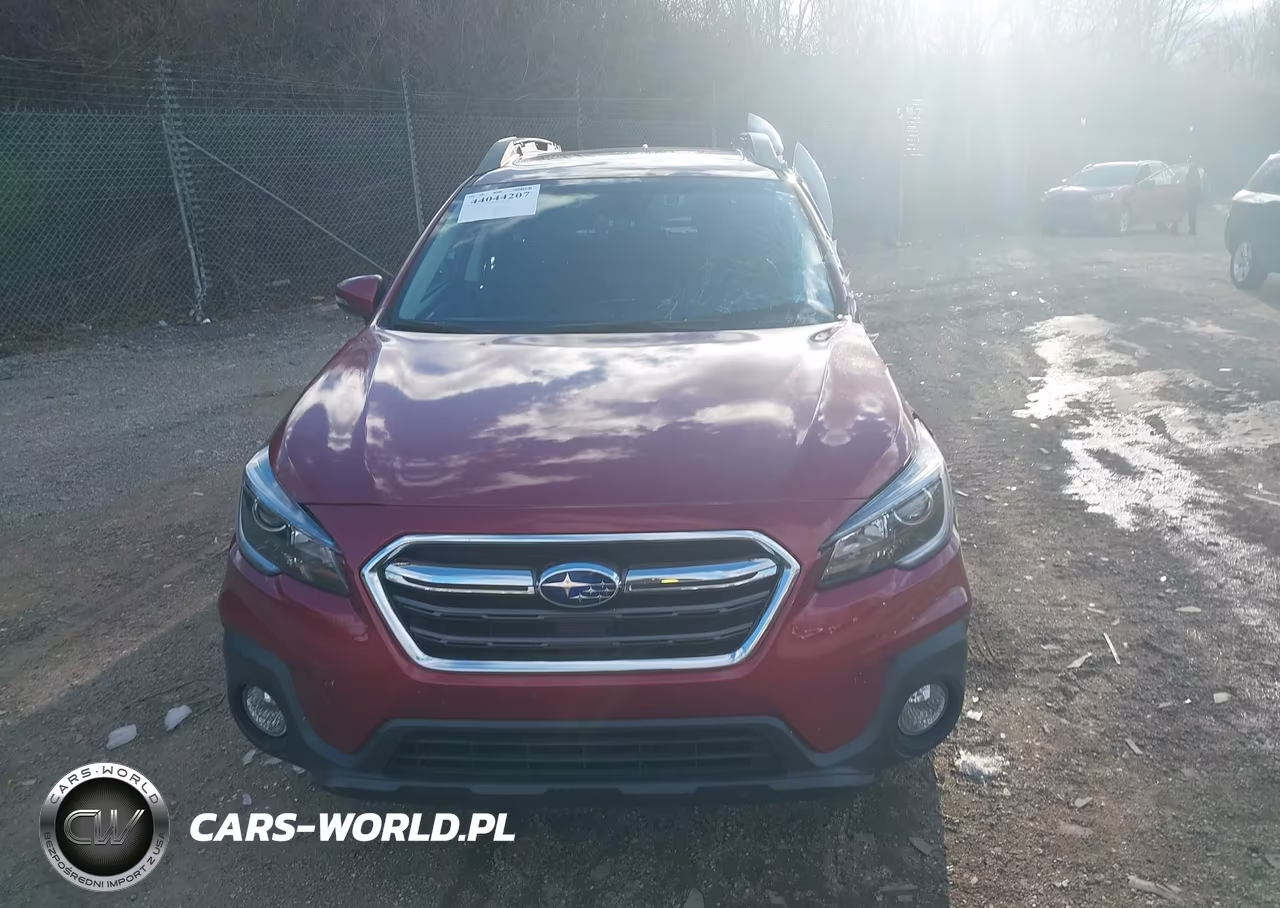 2018 Subaru Outback 2.5I Premium VIN:4S4BSAHC5J3235092 - 13