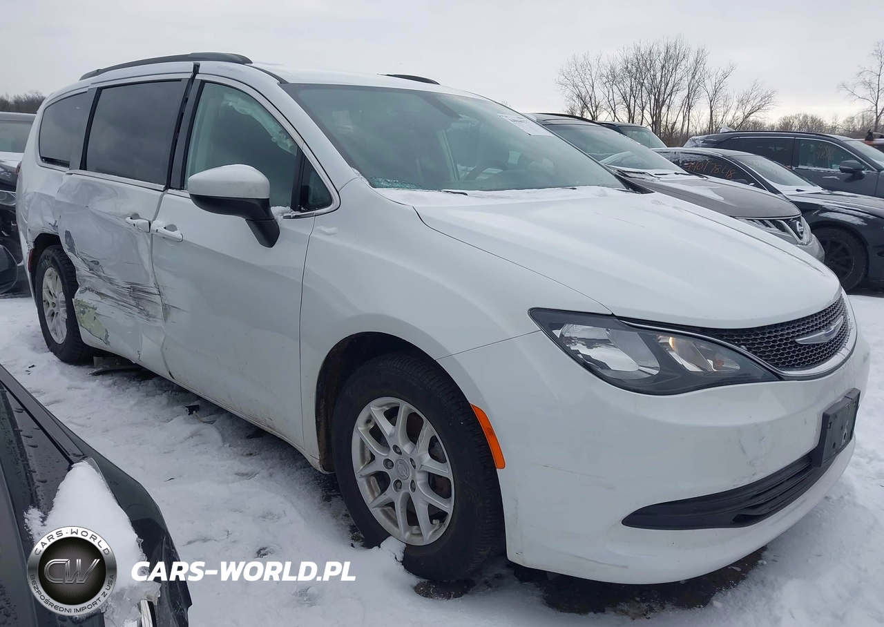 2020 Chrysler Voyager Lxi