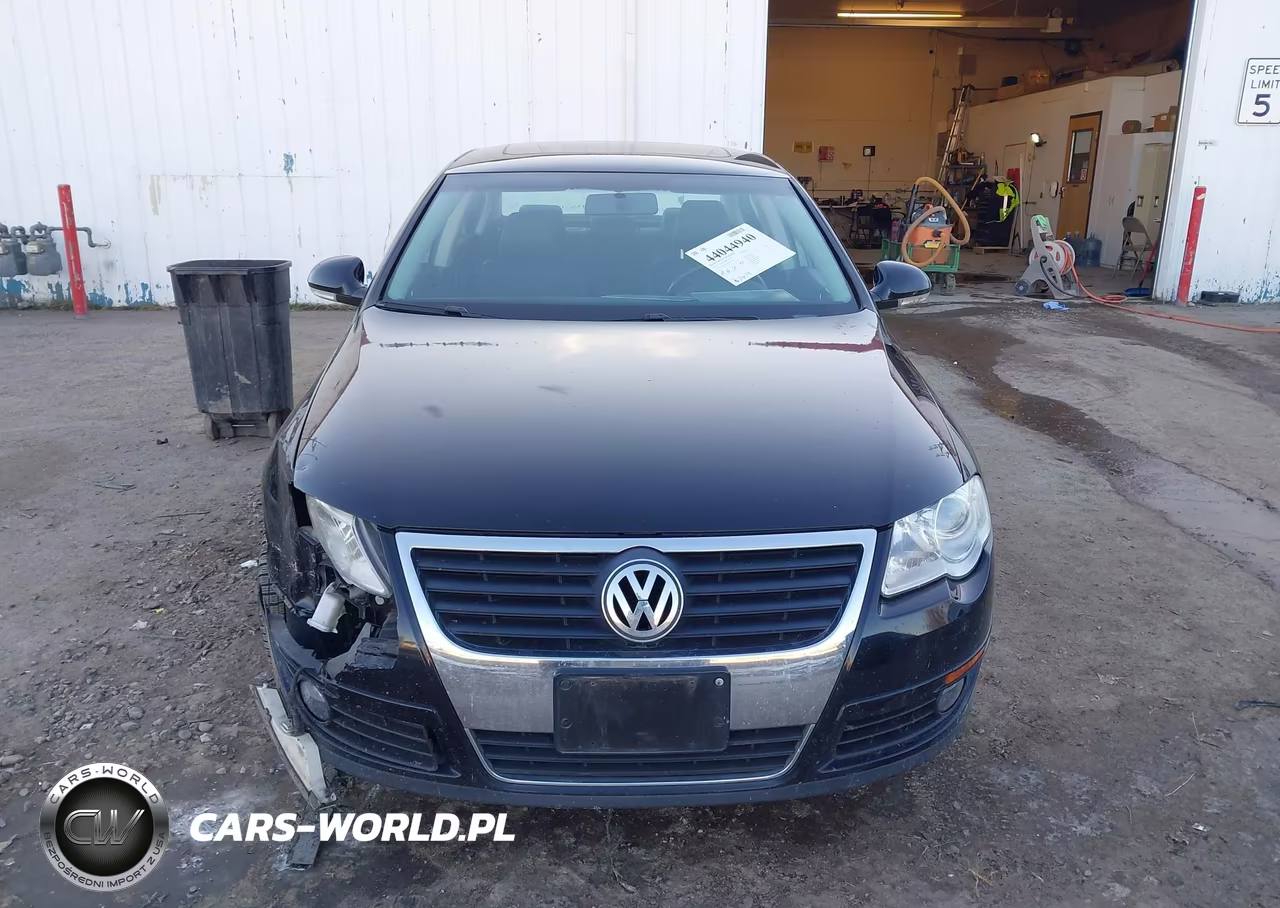 2010 Volkswagen Passat Komfort VIN:WVWJK7AN9AE097902 - 12