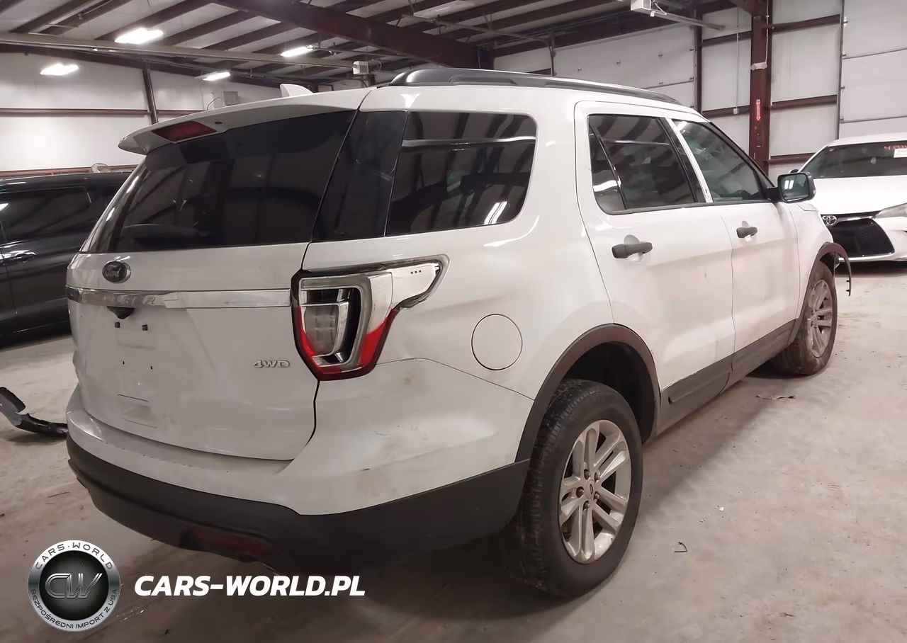 2017 Ford Explorer VIN:1FM5K8B84HGB15362 - 4