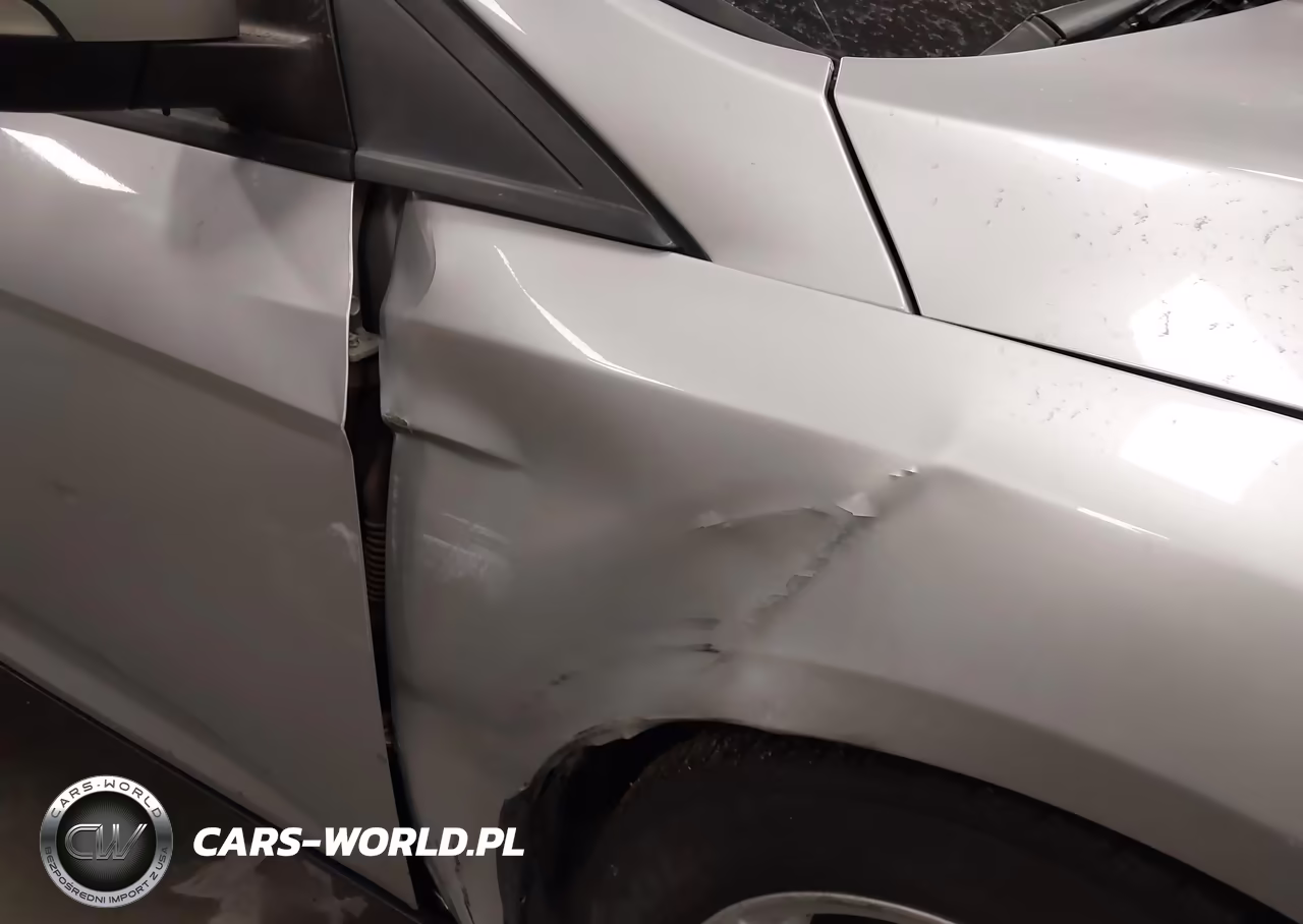 2015 Ford Focus Se VIN:1FADP3F26FL354867 - 6